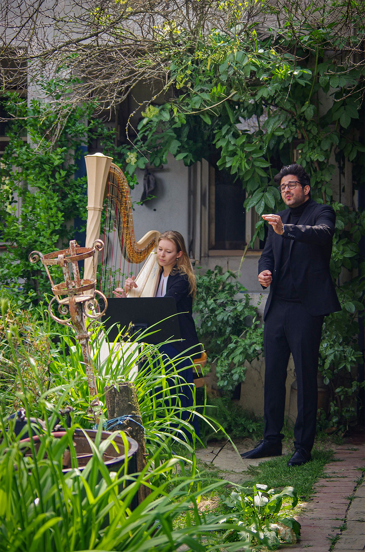 Kunstpfeifen mit Harfe